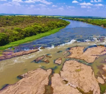 Cachoeira sao bartolomeu viradouro sp