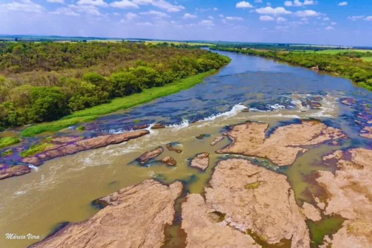 Cachoeira sao bartolomeu viradouro sp
