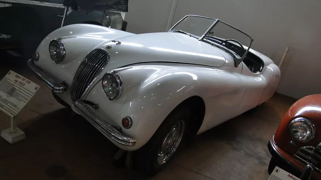 Jaguar XK 120, ano 1952