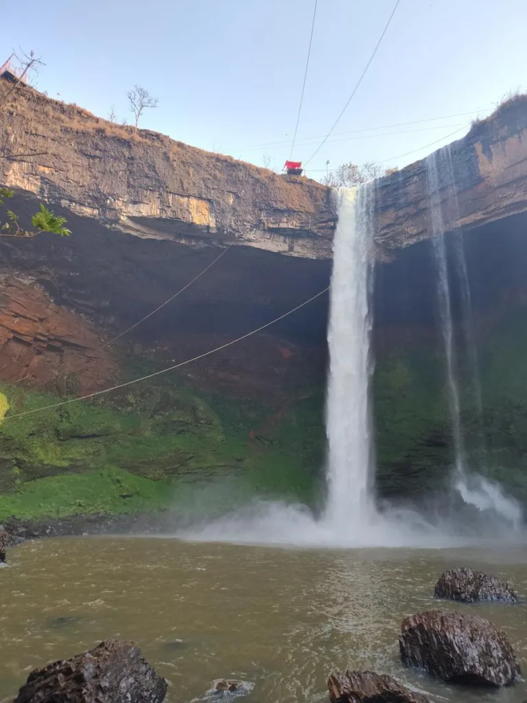 cachoeira-bebedouro-altinopolis-sp