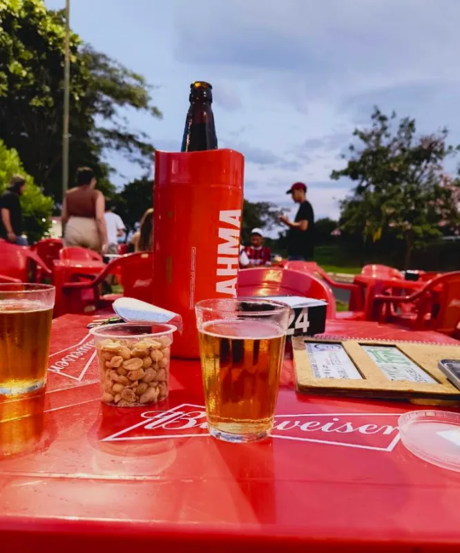 Descubra o PERPOM em Bebedouro: reúna os amigos, peça uma porção e aproveite uma noite com sabor de boteco. Descubra o PERPOM em Bebedouro: reúna os amigos, peça uma porção e aproveite uma noite com sabor de boteco.