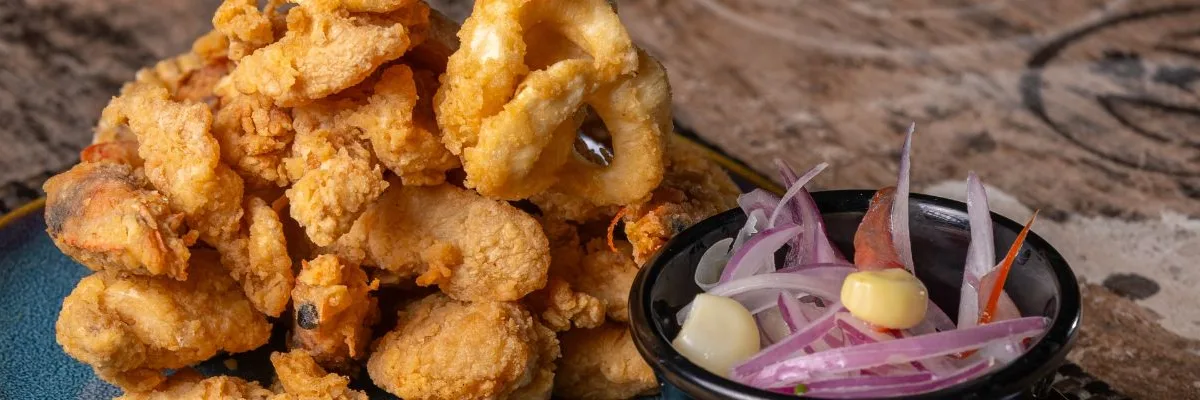 Peixe frito pesqueiro perto